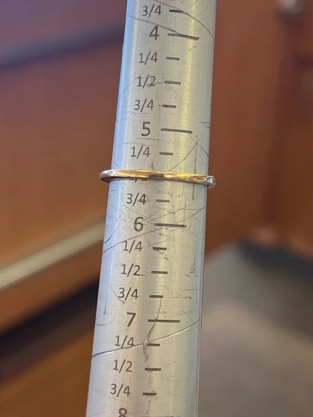 14k Yellow Gold Notched / Twist Band